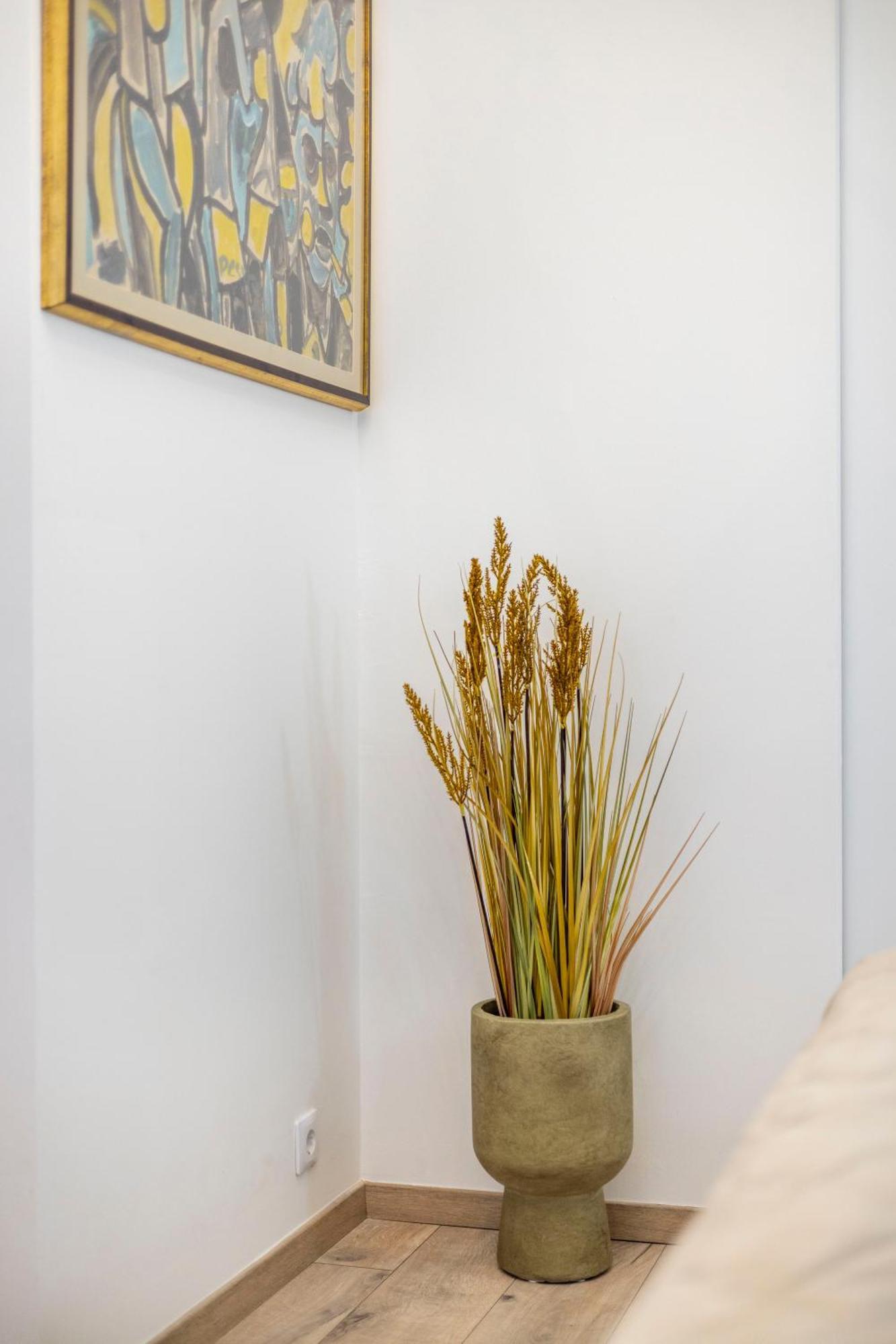 Luxurious Central 4Bedrm 3Bathrm Residence W/ Balcony Budapest Ngoại thất bức ảnh