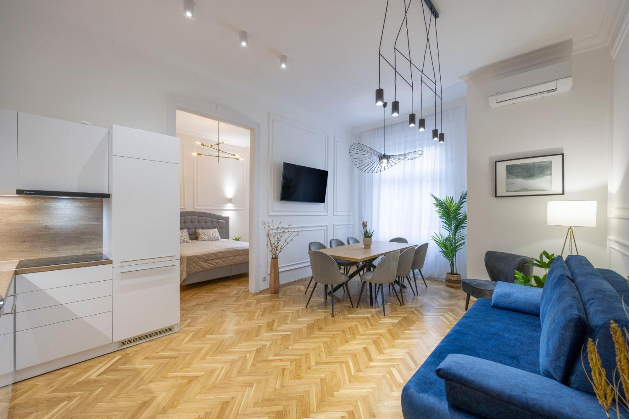 Luxurious Central 4Bedrm 3Bathrm Residence W/ Balcony Budapest Ngoại thất bức ảnh