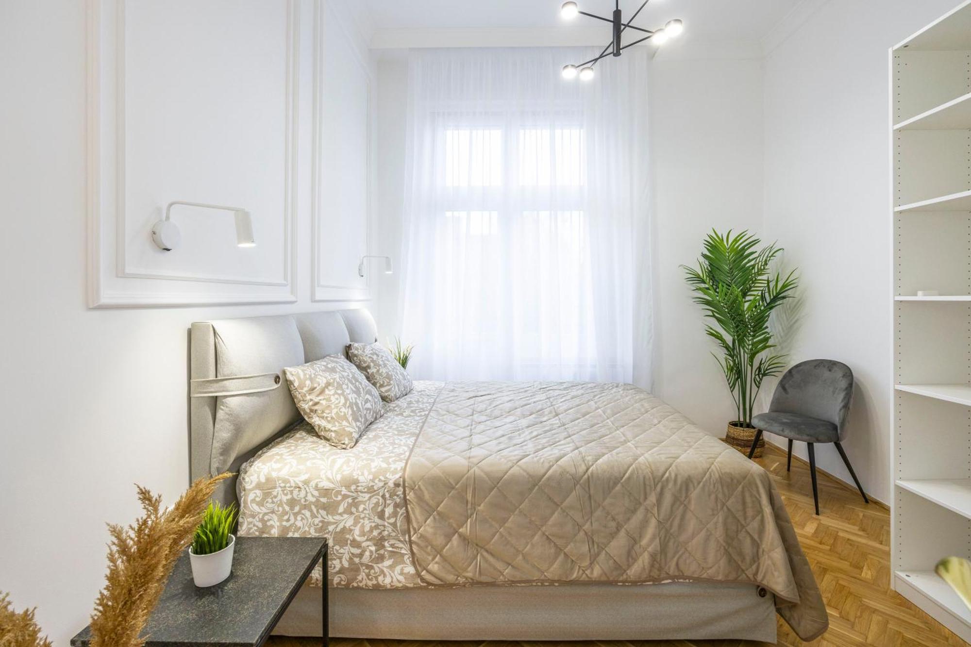 Luxurious Central 4Bedrm 3Bathrm Residence W/ Balcony Budapest Ngoại thất bức ảnh